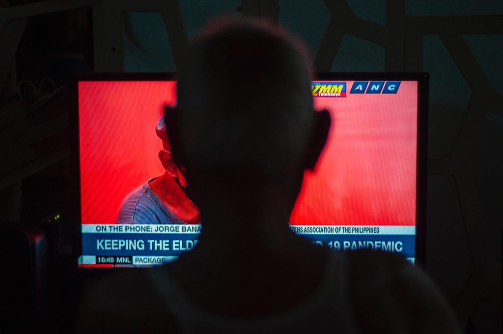 TV News broadcasts use music bumpers cutting to & from commercials